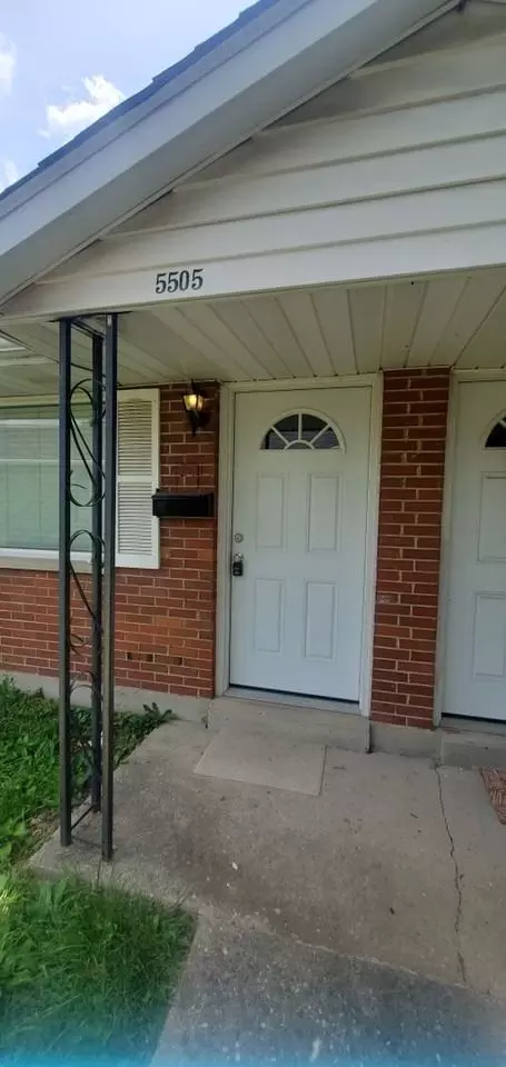5501 Misty Ln, Dayton, OH 45424
