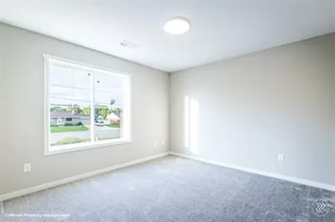 1146 4 Mile Rd NW, Grand Rapids, MI 49544