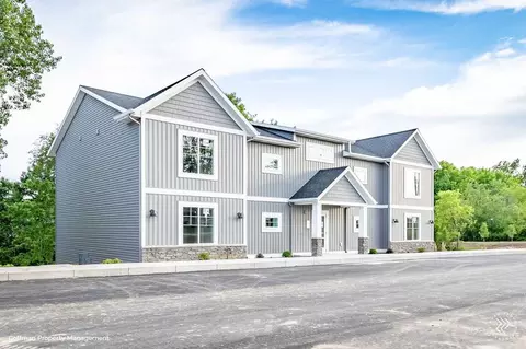 1146 4 Mile Rd NW, Grand Rapids, MI 49544