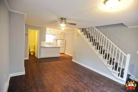 438 S Hawthorne Rd, Winston Salem, NC 27103