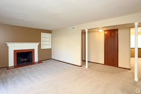 11766 Wakeley Plz, Omaha, NE 68154