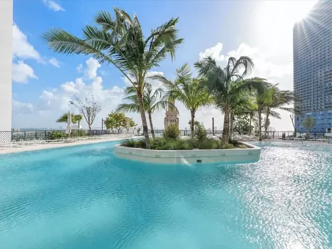 Undisclosed, Miami, FL 33132 photo 7