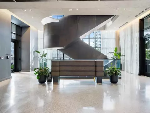 Undisclosed, Miami, FL 33132 photo 23