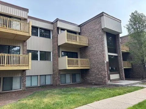 6225 Lincolnshire Ct SE, Grand Rapids, MI 49546