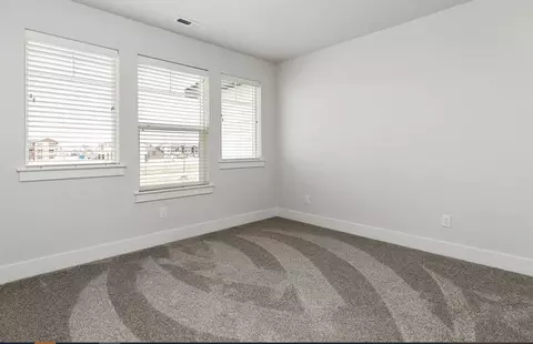 N Meadowglen Ave, Meridian, ID 83642 photo 6