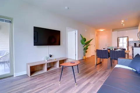 2803 Poag St, Alexandria, VA 22303