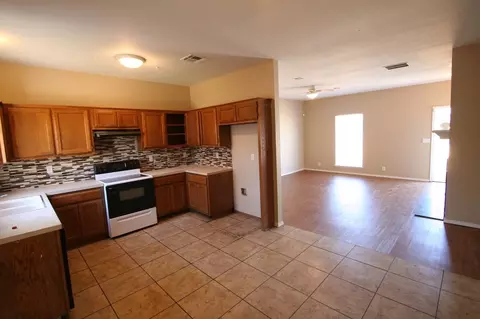 2421 2423 S 91st E Pl #2421-2421, Tulsa, OK 74129 photo 5