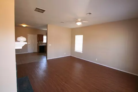 2421 2423 S 91st E Pl #2421-2421, Tulsa, OK 74129 photo 3