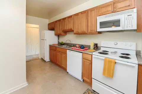 836 Cooper Landing Rd, Cherry Hill, NJ 08002 photo 8
