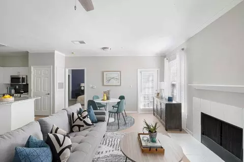 310 Highroad Dr, Charlotte, NC 28262 photo 16