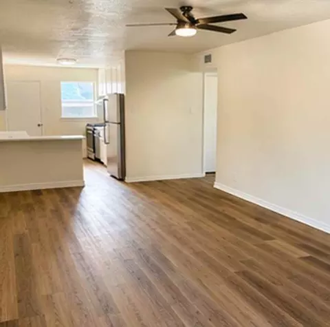 1616 N Stanton St, El Paso, TX 79902