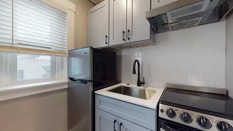 1060 N Logan St, Denver, CO 80203