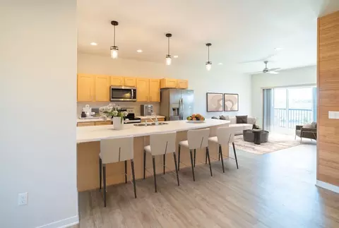 703 Kingsbury Ln, Sheboygan, WI 53081
