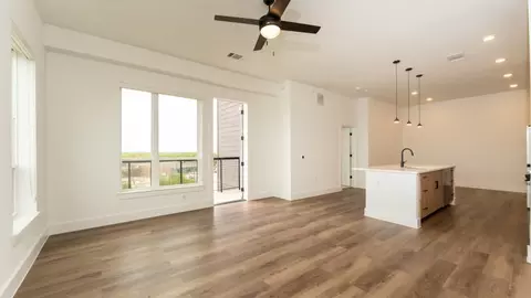 17727 Addison Rd, Dallas, TX 75287 photo 10