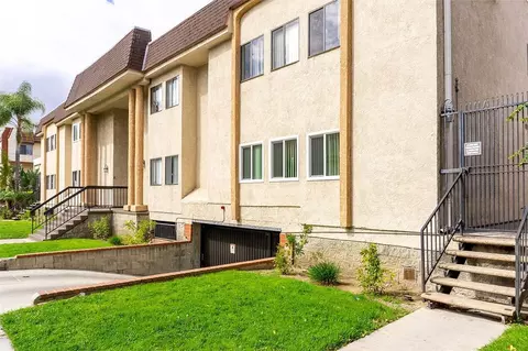 321 N Cedar St, Glendale, CA 91206