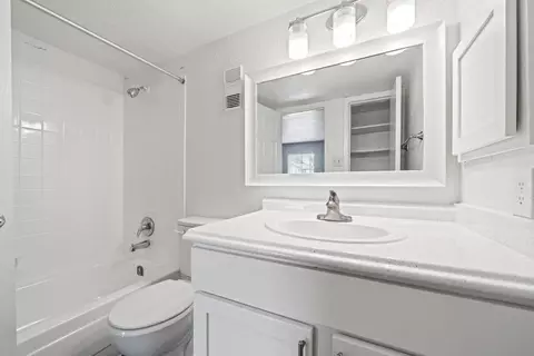 9445 Concourse Dr, Houston, TX 77036 photo 10