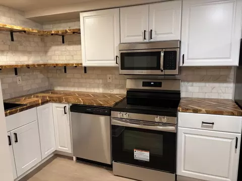 936 N Calvert St, Baltimore, MD 21202