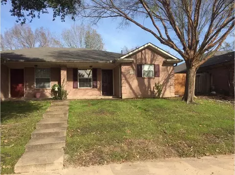 606 Corregidor Dr, College Station, TX 77840