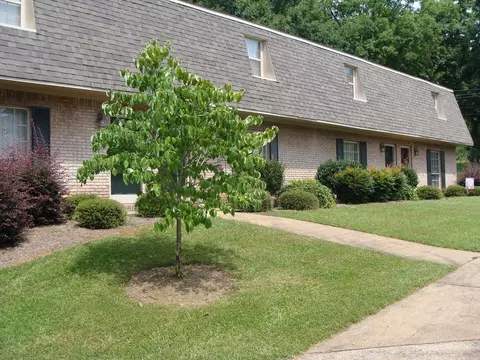 1616 Ashland Hwy, Talladega, AL 35160