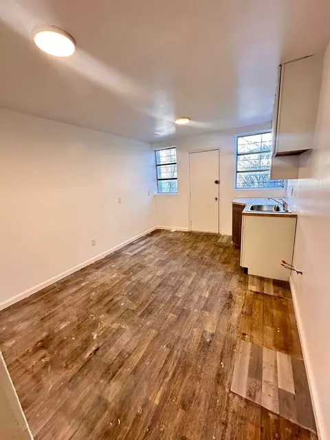 5023 Walnut St, Philadelphia, PA 19139