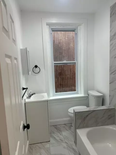 5023 Walnut St, Philadelphia, PA 19139
