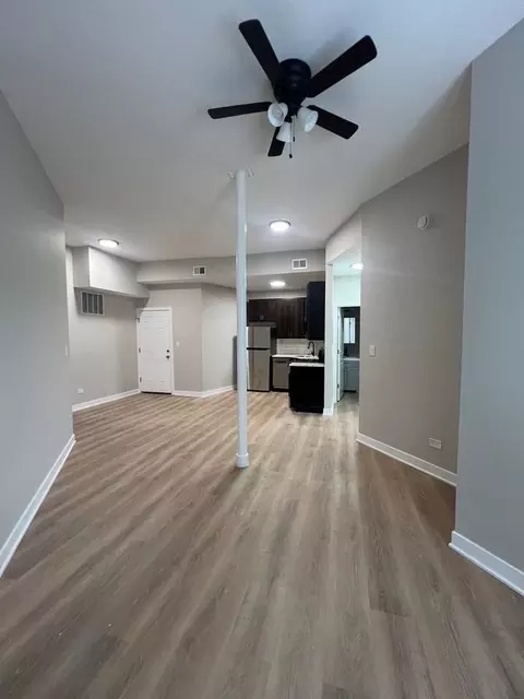 3015 N Milwaukee Ave, Chicago, IL 60618 photo 4