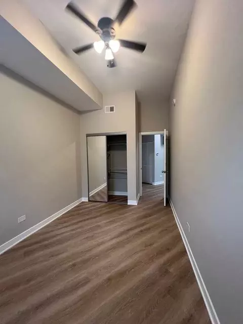 3015 N Milwaukee Ave, Chicago, IL 60618 photo 7