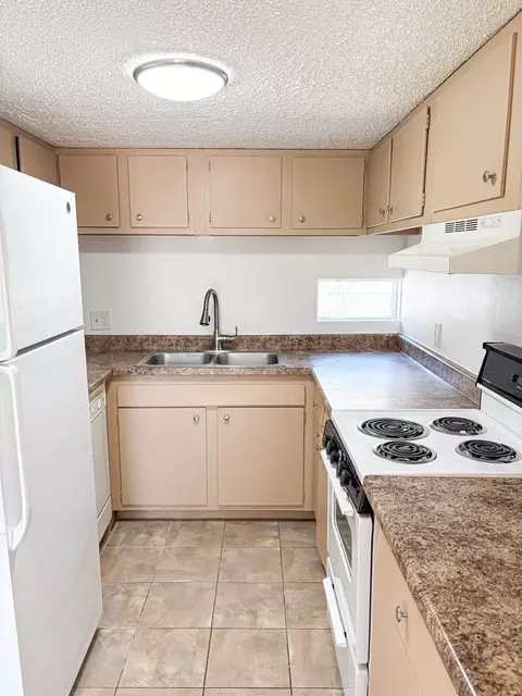 6802 N 17th Ave, Phoenix, AZ 85015 photo 12