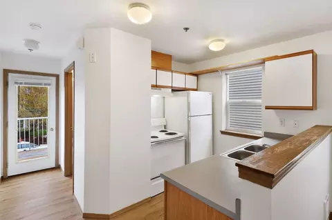 1020 23rd St, Bellingham, WA 98225