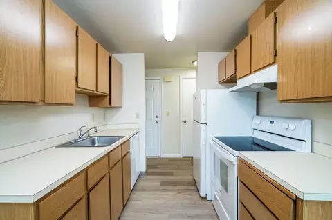 5709 Highway Pl, Everett, WA 98203