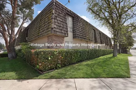110 E Grove St, Stockton, CA 95204