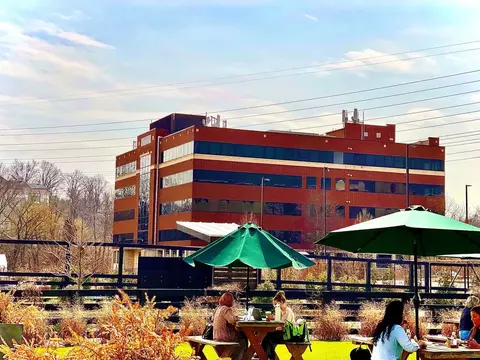 1031 Zorn Ave, Louisville, KY 40207