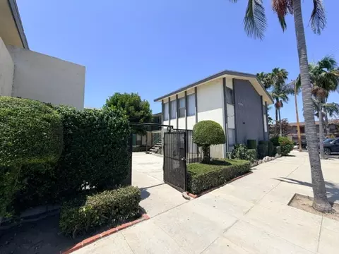 6351 Linden Ave, Long Beach, CA 90805