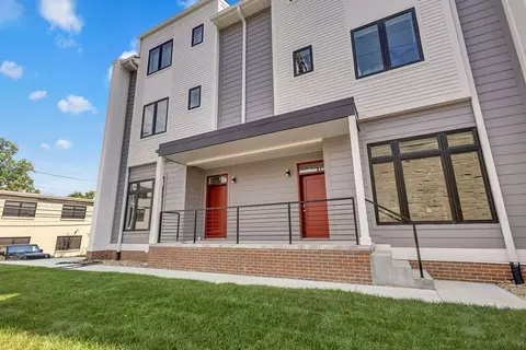 526 N Lincoln St, Bloomington, IN 47408