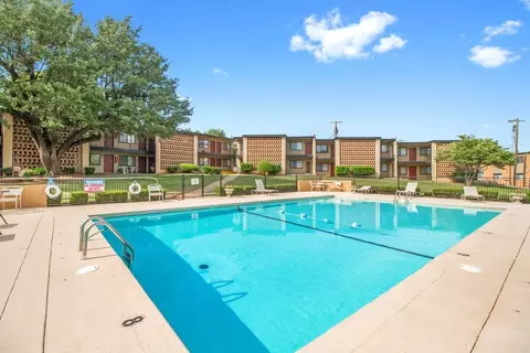 4641 Woodland Blvd, Oklahoma City, OK 73105