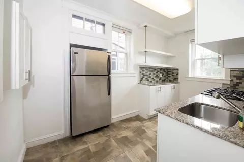 246 W Upsal St, Philadelphia, PA 19119