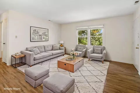 35 Hamburg Dr, Weaverville, NC 28787