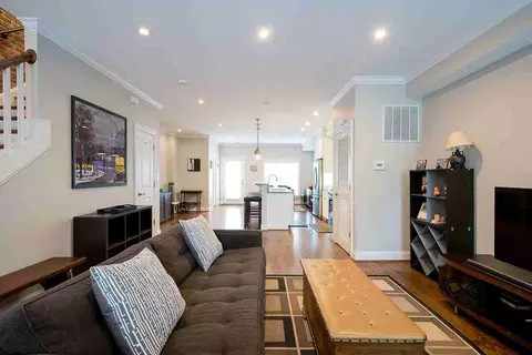 1503 Vermont Ave NW, Washington, DC 20005 photo 3