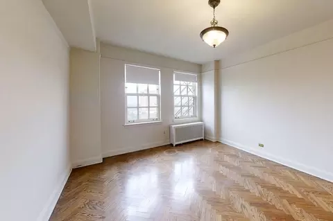 5801 S Dorchester Ave, Chicago, IL 60637 photo 13