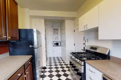 5801 S Dorchester Ave, Chicago, IL 60637 photo 16