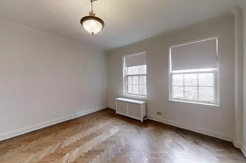 5801 S Dorchester Ave, Chicago, IL 60637 photo 12