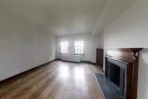 5801 S Dorchester Ave, Chicago, IL 60637 photo 5