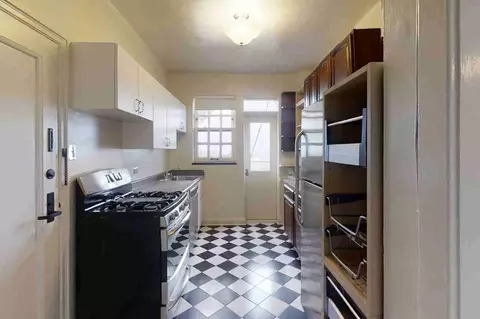 5801 S Dorchester Ave, Chicago, IL 60637 photo 18