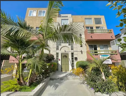 3722 S Canfield Ave, Los Angeles, CA 90034