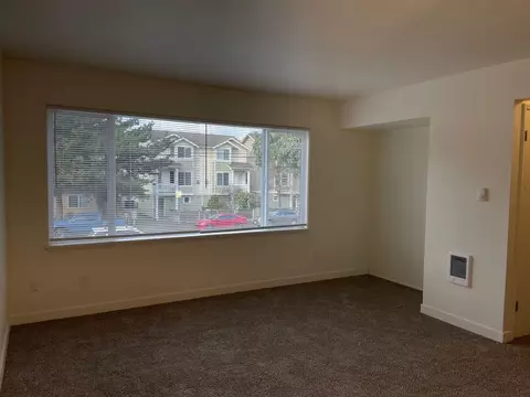 12700 Greenwood Ave N, Seattle, WA 98133