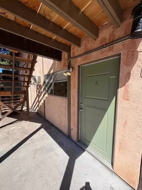 1448 Warner St, Chico, CA 95926