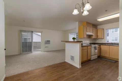 1715 S Hayford Rd, Spokane, WA 99224