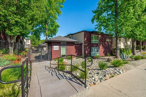5050 Walnut Ave, Sacramento, CA 95841