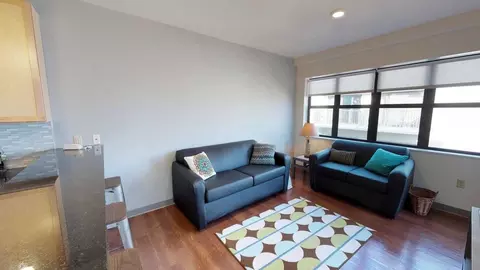 626 The Roundhouse, Madison, WI 53703