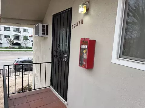2335 Montrose Ave, Montrose, CA 91020